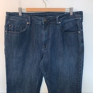 Buffalo David Bitton Men Size 36x32 Jeans Jack-X Slim Straight Stretch Mid Wash